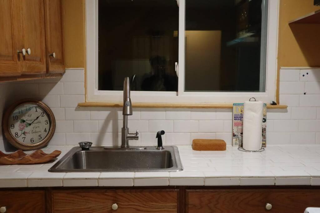 Your Cozy Comfy Rental Нью-Йорк Экстерьер фото
