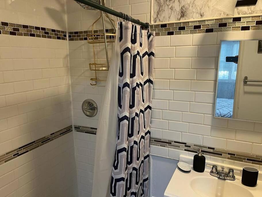 Your Cozy Comfy Rental Нью-Йорк Экстерьер фото