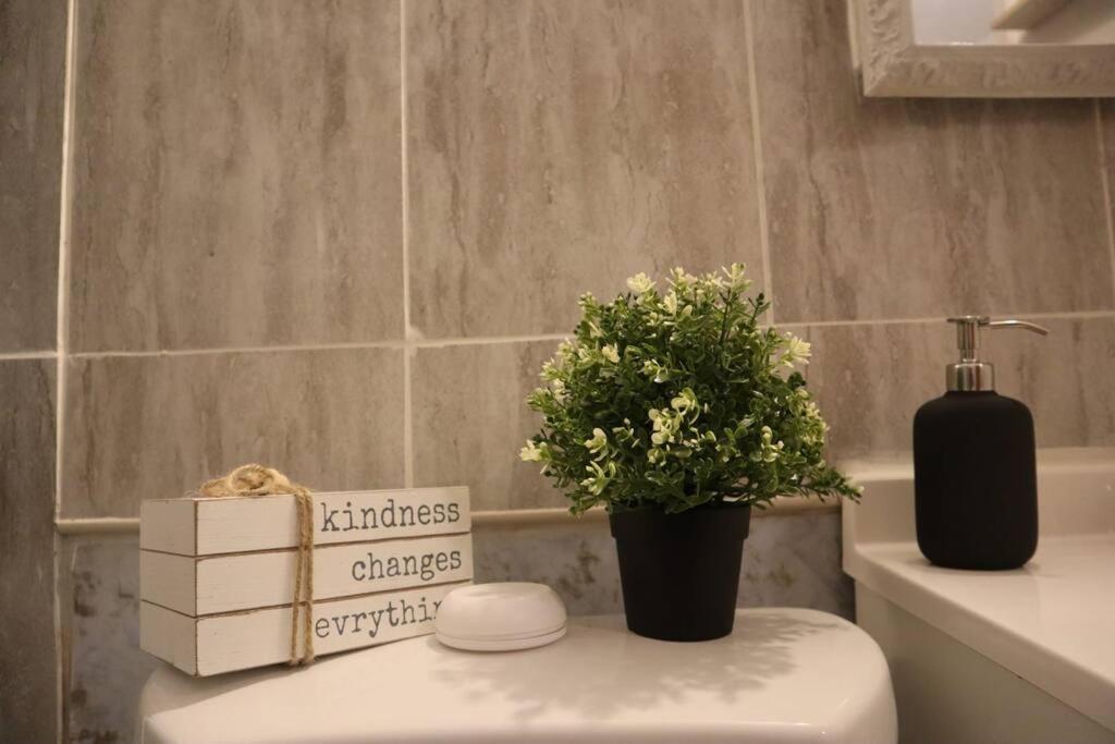 Your Cozy Comfy Rental Нью-Йорк Экстерьер фото